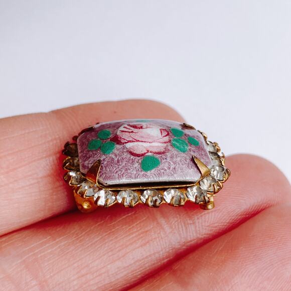 VTG 50s Reverse Painted Glass Rose Brooch Rhinestones Gold Tone Pin Mid Century - Picture 4 of 10